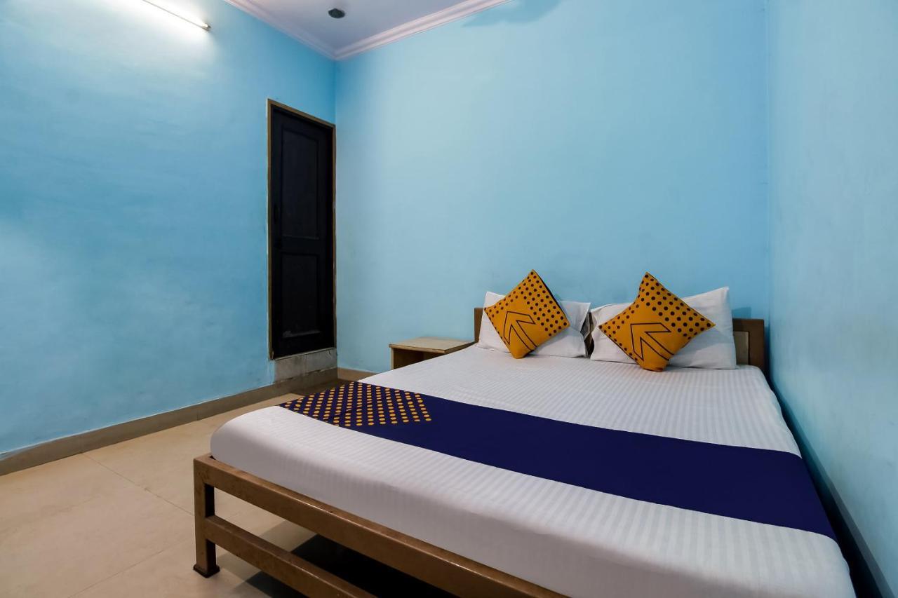Spot On 40972 Hotel Gurubaksh Rāmpur Exterior foto